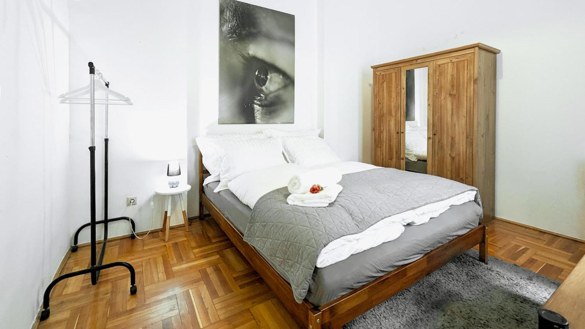 Heart Of The City, Entire Very Big Apartment Budapest Exterior photo